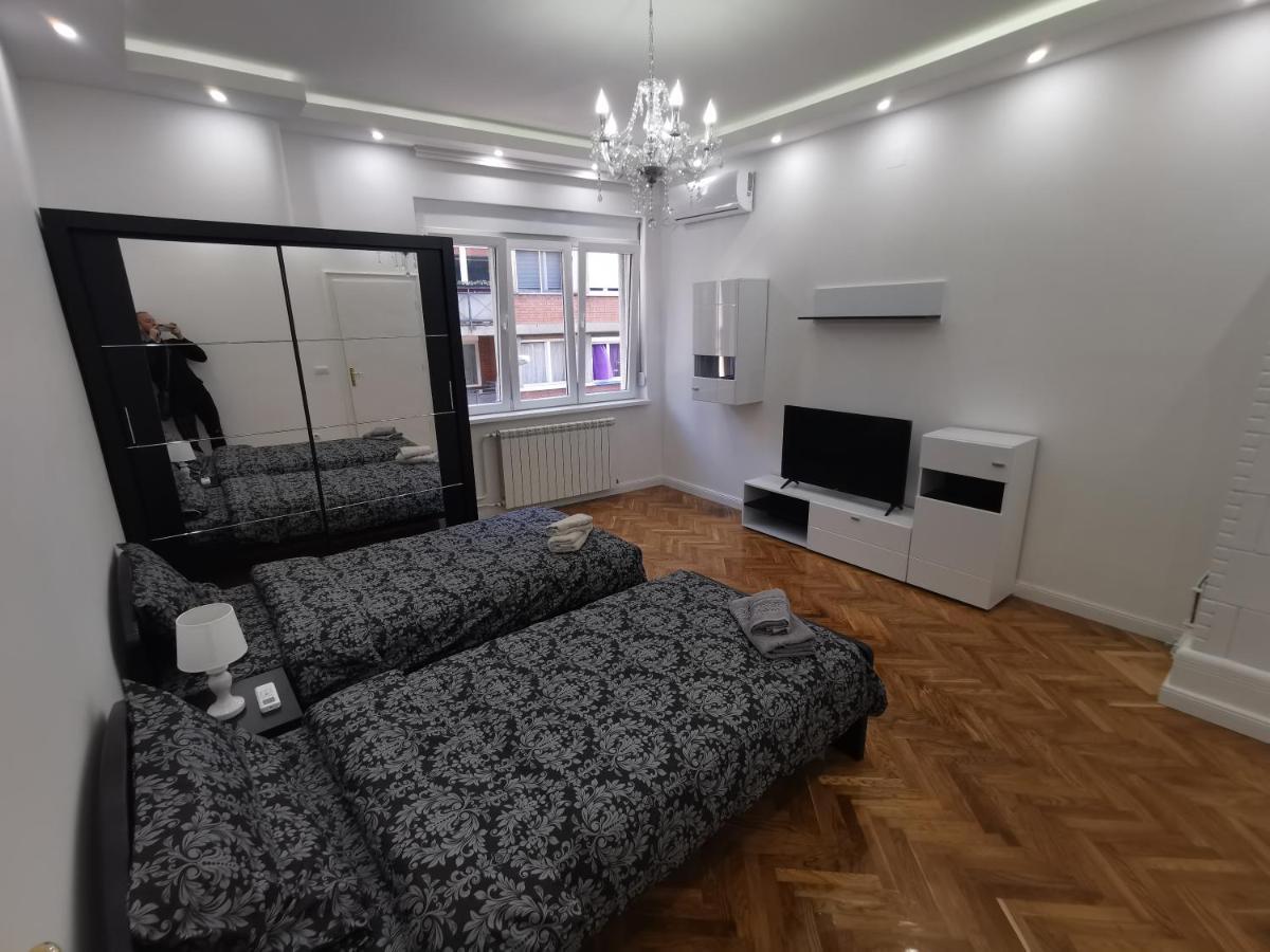Victory Apartment - Heart Of Beograd Bagian luar foto